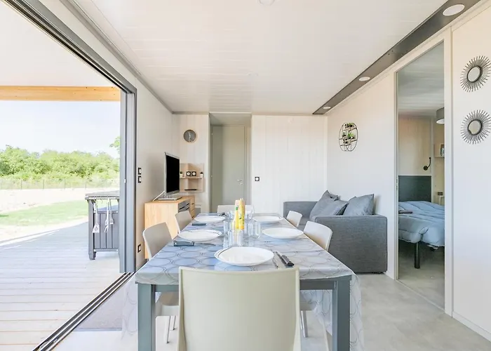 Pour 6, De Avec Piscine