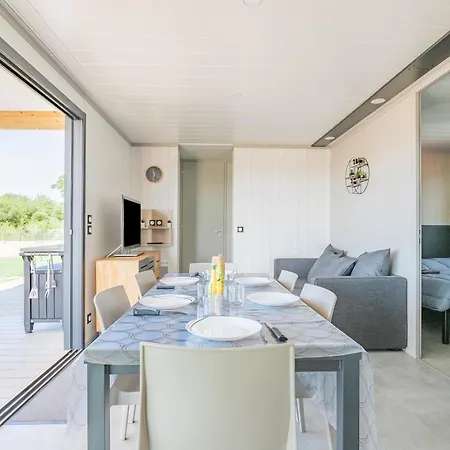 Pour 6, Résidence De Avec Piscine