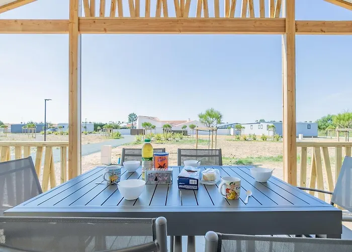 Pour 6, Résidence De Avec Piscine Chalet